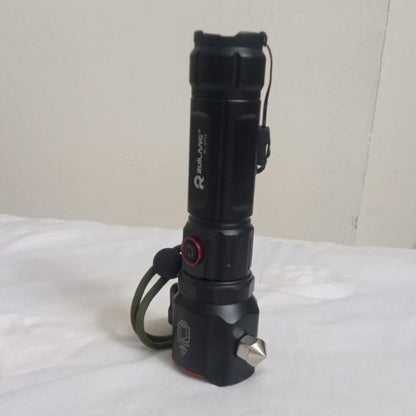 4-in-1 Emergency LED Flashlight – Light, Safety Hammer & Seatbelt Cutter all in One