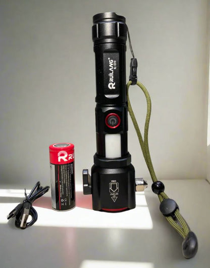 4-in-1 Emergency LED Flashlight – Light, Safety Hammer & Seatbelt Cutter all in One