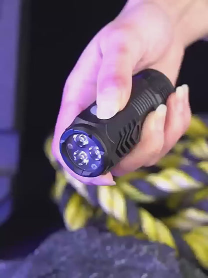 Rechargeable 3-LED Mini Flashlight – Portable Emergency Touch Light with Charging Cable